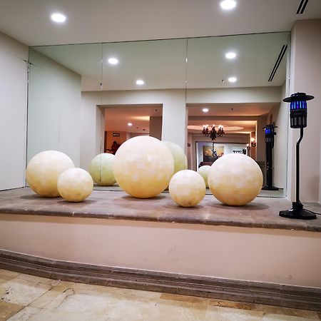 Holiday Inn Reynosa Zona Dorada Екстериор снимка