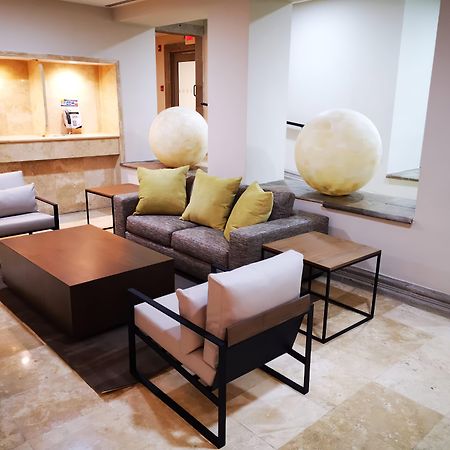 Holiday Inn Reynosa Zona Dorada Екстериор снимка